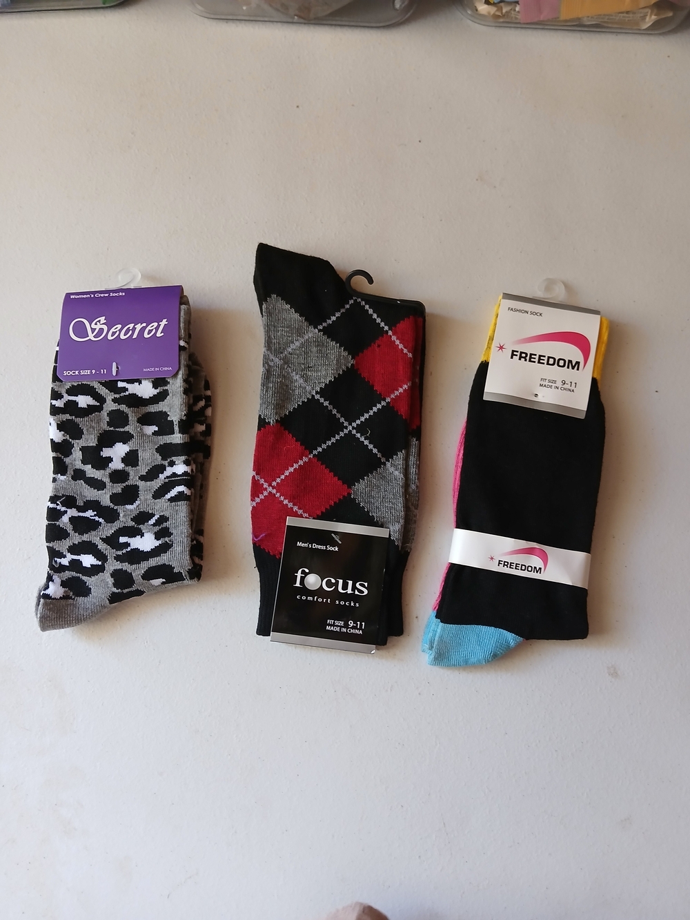 Focus Men's Argyle Dress Socks - Black, Gray & Red ( Bag B )